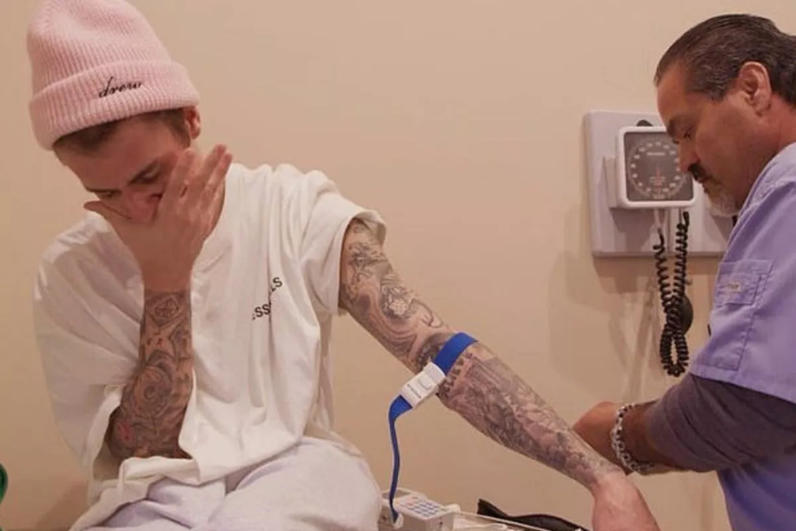 Justin bieber at the doctors